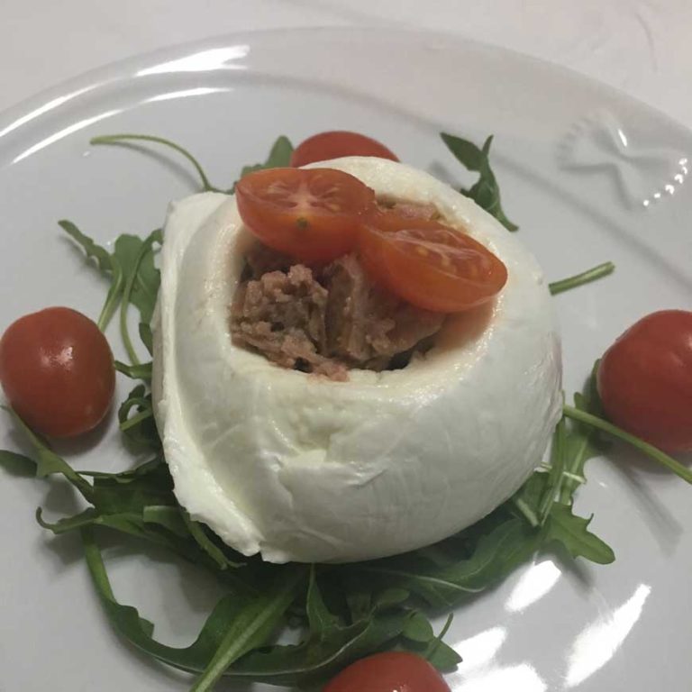 Mozzarella-ripiena-di-tonno